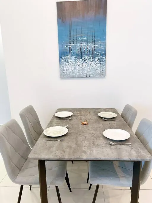Tr Residence Near Titiwangsa Lrt By Iconique كوالالمبور شقة