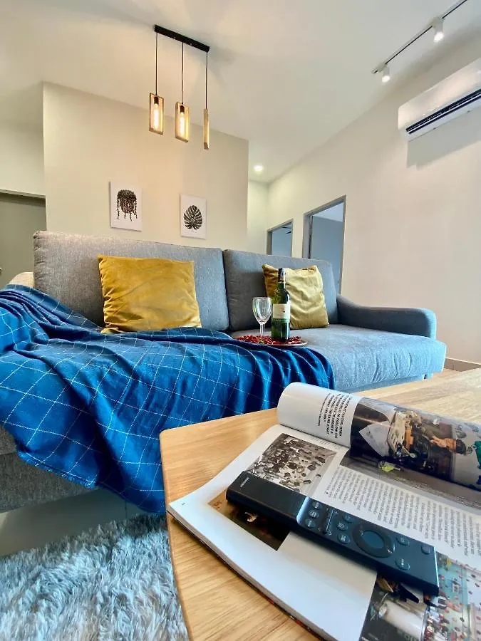 Tr Residence Near Titiwangsa Lrt By Iconique كوالالمبور