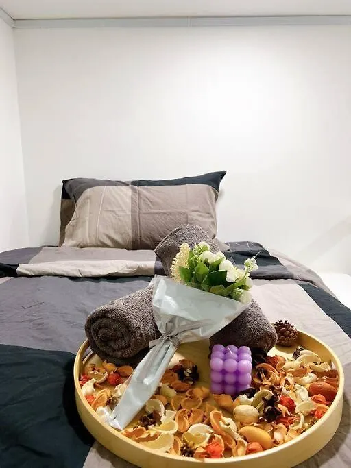 Tr Residence Near Titiwangsa Lrt By Iconique 쿠알라룸푸르 0*,  말레이시아